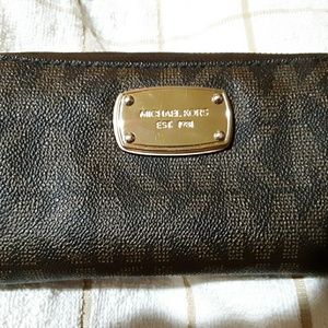 Michael Kors women's wallet
